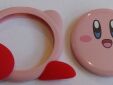 Kirby button met voetjes versie A