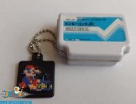 Super Mario Famicon tin keychain wit