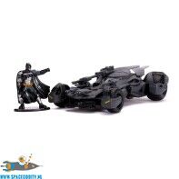 Justice League Batmobile met diecast batman figuur