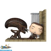 Pop! Moment Alien 3 vinyl figure Ripley and The Runner