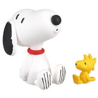 Snoopy & Woodstock mascot figure #spaceoddityamsterdam