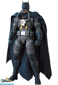 amsterdam-movie-toy-store-Batman Mafex 166 Stealth Jumper Batman (Batman Hush ver.)