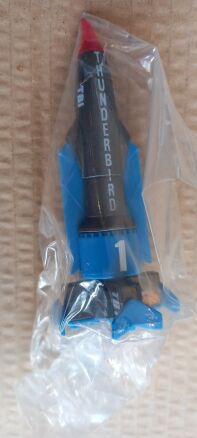 vintage-speelgoed-Thunderbirds Thunderbird 1 diecast model in een mail away doosje