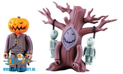 -amsterdam-movie-merch-toy-store-