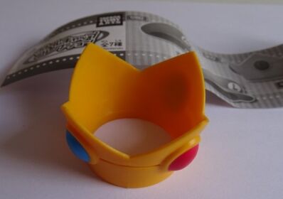 Super Mario bottle cap collection Peach crown