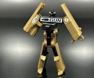 Robot keychain Spy Robot Pistool