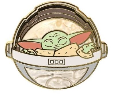 Star Wars The Mandalorian pin / speldje Grogu slapend
