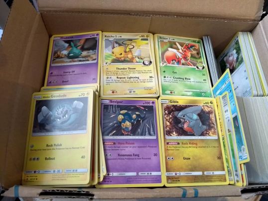 Pokémon trading card game single cards collectie !!